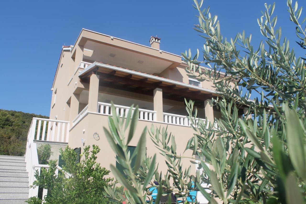Paradise Brbinj Exterior photo