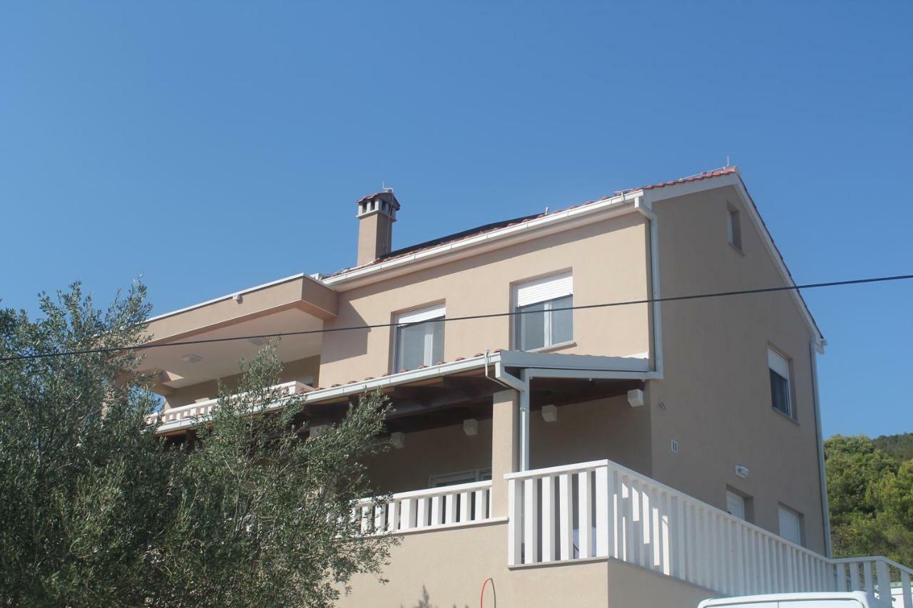 Paradise Brbinj Exterior photo